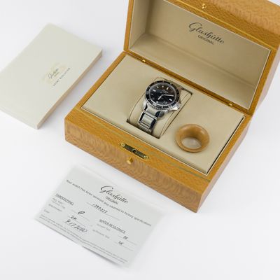 Glashütte Original Sport Evolution Panorama Date 39-42-43-03-14 - Alternate view