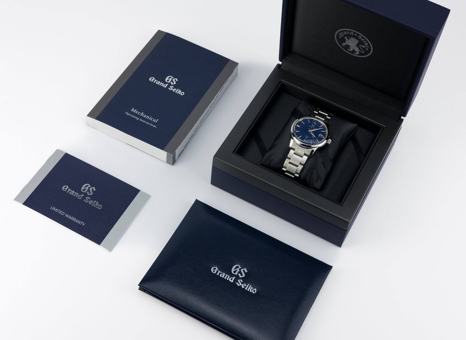 GMT Hodinkee Limited Edition - One of 500 - SBGM239 - Image 2