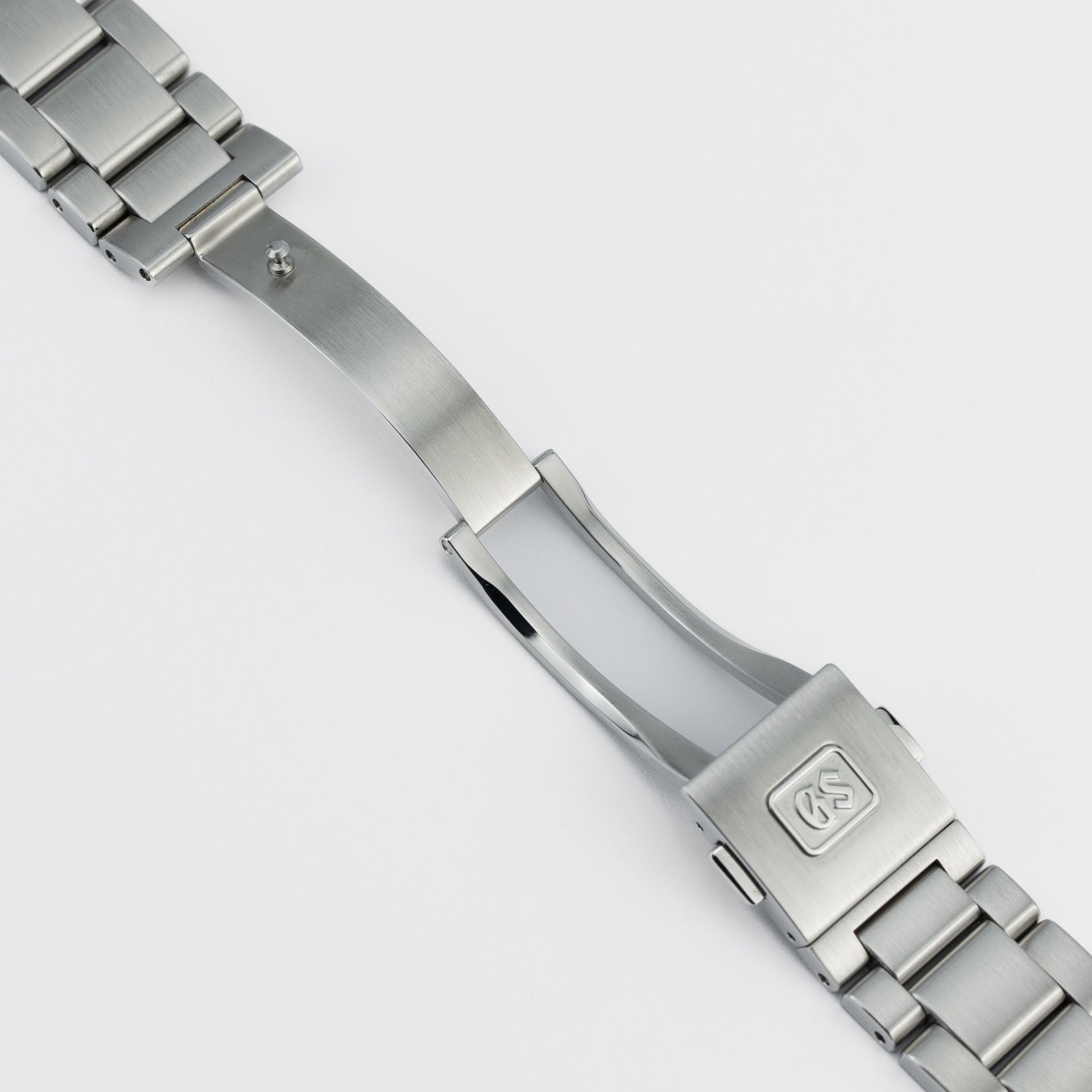 Grand Seiko Heritage Spring Drive 'Soko' SE SBGA429 steel Grey 2024 - Strap/bracelet detail