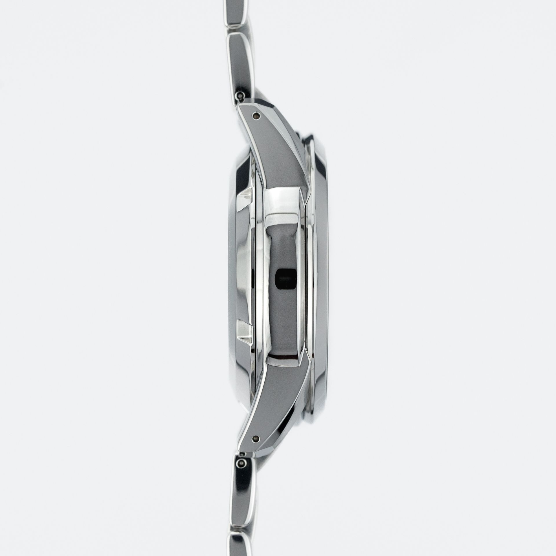 Grand Seiko Heritage Collection Date SBGR255 steel White 2020 - Left side view