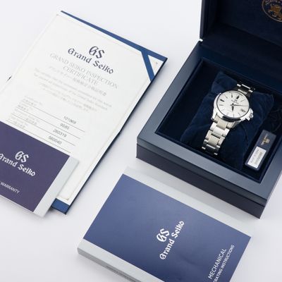 Grand Seiko Heritage Collection Date SBGR255 - Alternate view