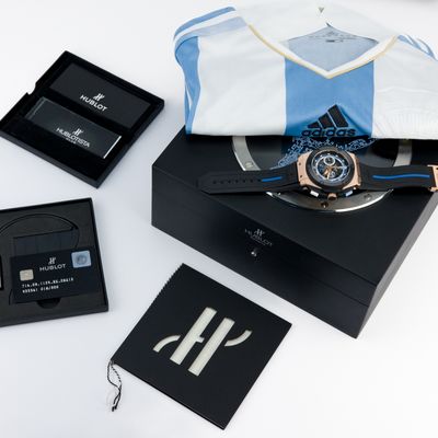 Hublot King Power Maradona II Limited edition in Rose Gold 716.OM.1129.RX.DMA12 - Alternate view