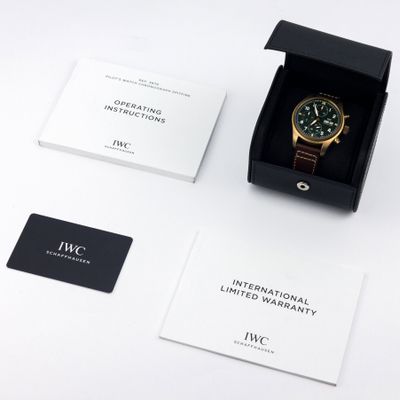 IWC Schaffhausen Pilot’s Watch Chronograph Spitfire IW387902 - Alternate view