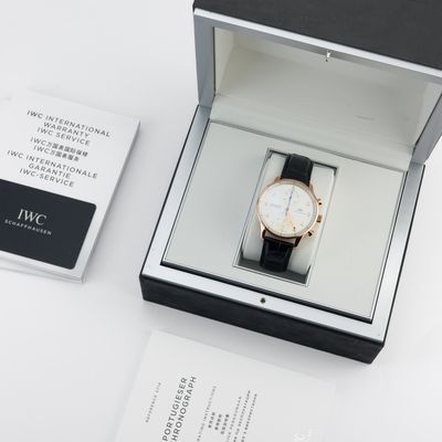 IWC Schaffhausen Portugieser Chronograph 18k Rose Gold IW371480 - Alternate view