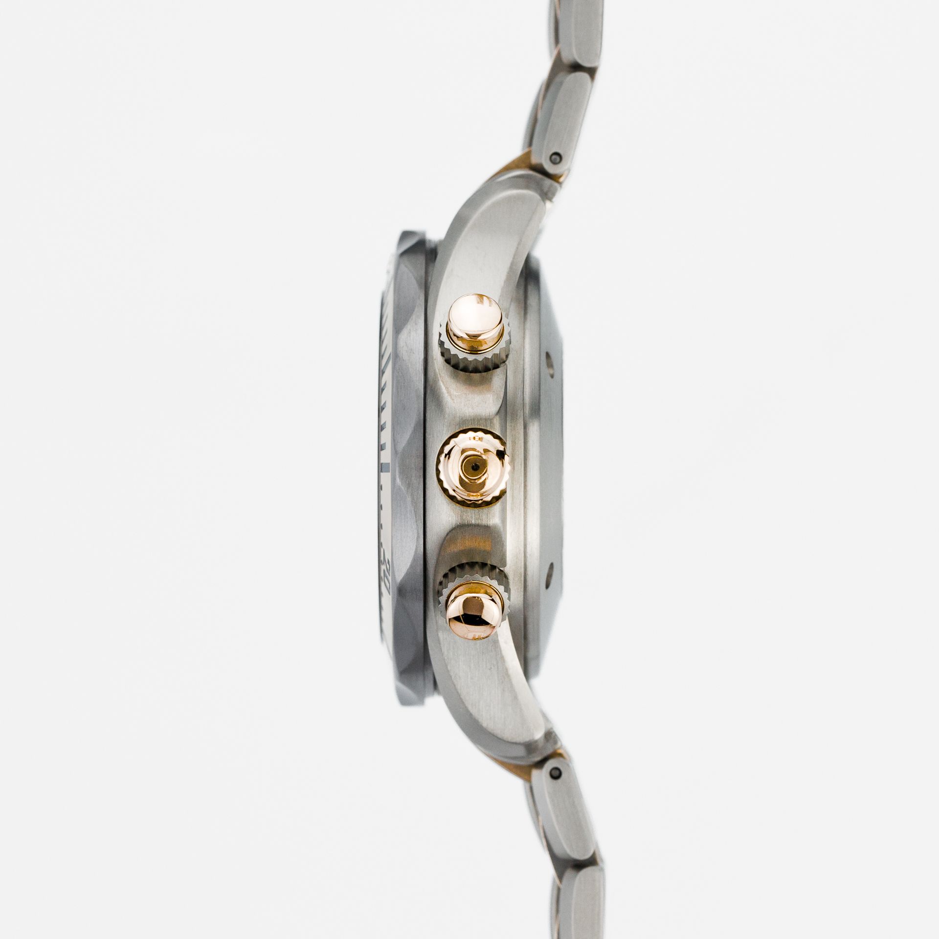 Omega Seamaster Chronograph Diver 41.5mm in Titanium and Red Gold 2296.80.00 titanium Blue - Right side view