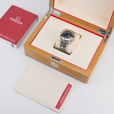 Omega Seamaster Chronograph Diver 41.5mm in Titanium and Red Gold 2296.80.00 - Alternate view