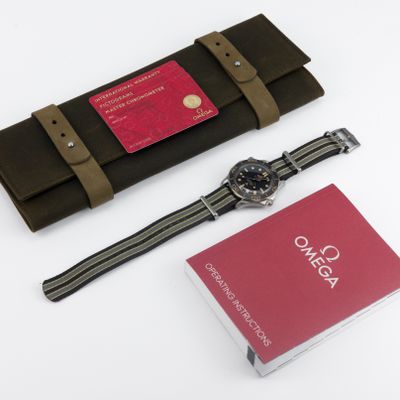 Omega Seamaster Diver 300M Limited edition - 007 No Time to Die 210.92.42.20.01.001 - Alternate view