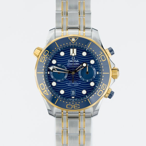 Seamaster Diver 300M Chronograph Master Chronometer in Gold & Steel - 210.20.44.51.03.001