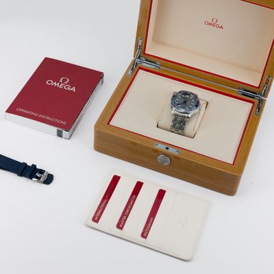 Omega Seamaster Diver 300M 210.30.42.20.06.001 - Alternate view