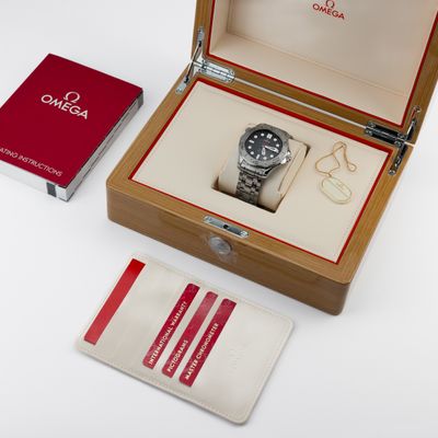 Omega Seamaster Professional Diver 300M Nekton Edition 210.30.42.20.01.002 - Alternate view