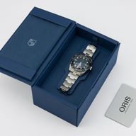 Divers Sixty-Five Green on Bracelet - Image 2