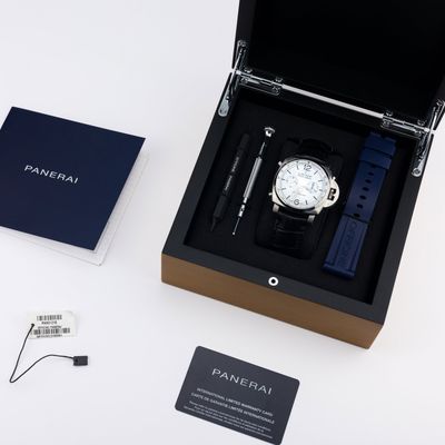 Panerai Luminor Chrono Automatic PAM01218 - Alternate view