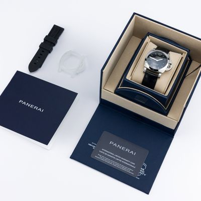 Panerai Luminor Marina Quaranta PAM01372 - Alternate view