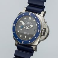 Luminor Submersible Shark Grey Dial & Blue Ceramic - Image 3