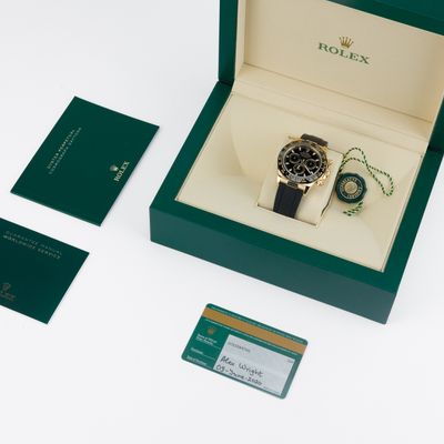 Rolex Daytona Cosmograph in Yellow Gold with Oysterflex 116518LN - Alternate view