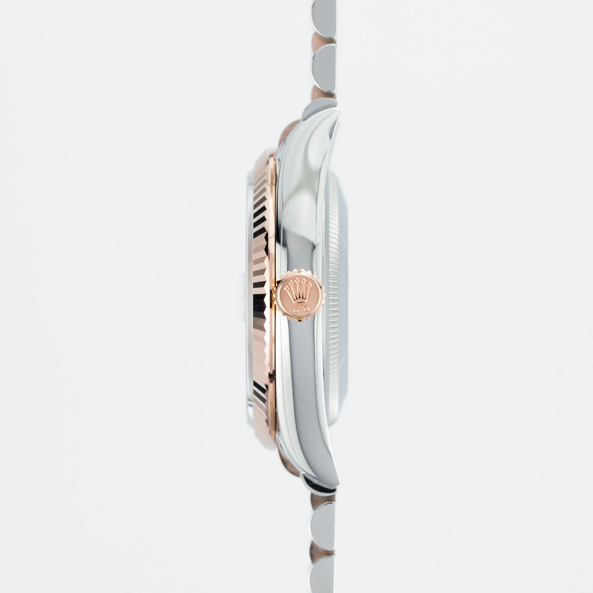 Datejust 36 Everose Gold meets Diamonds on Mother of pearl dial - Image 6