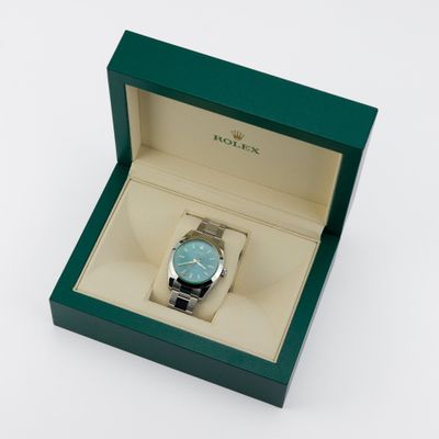 Rolex Milgauss Z-Blue 116400GV - Alternate view