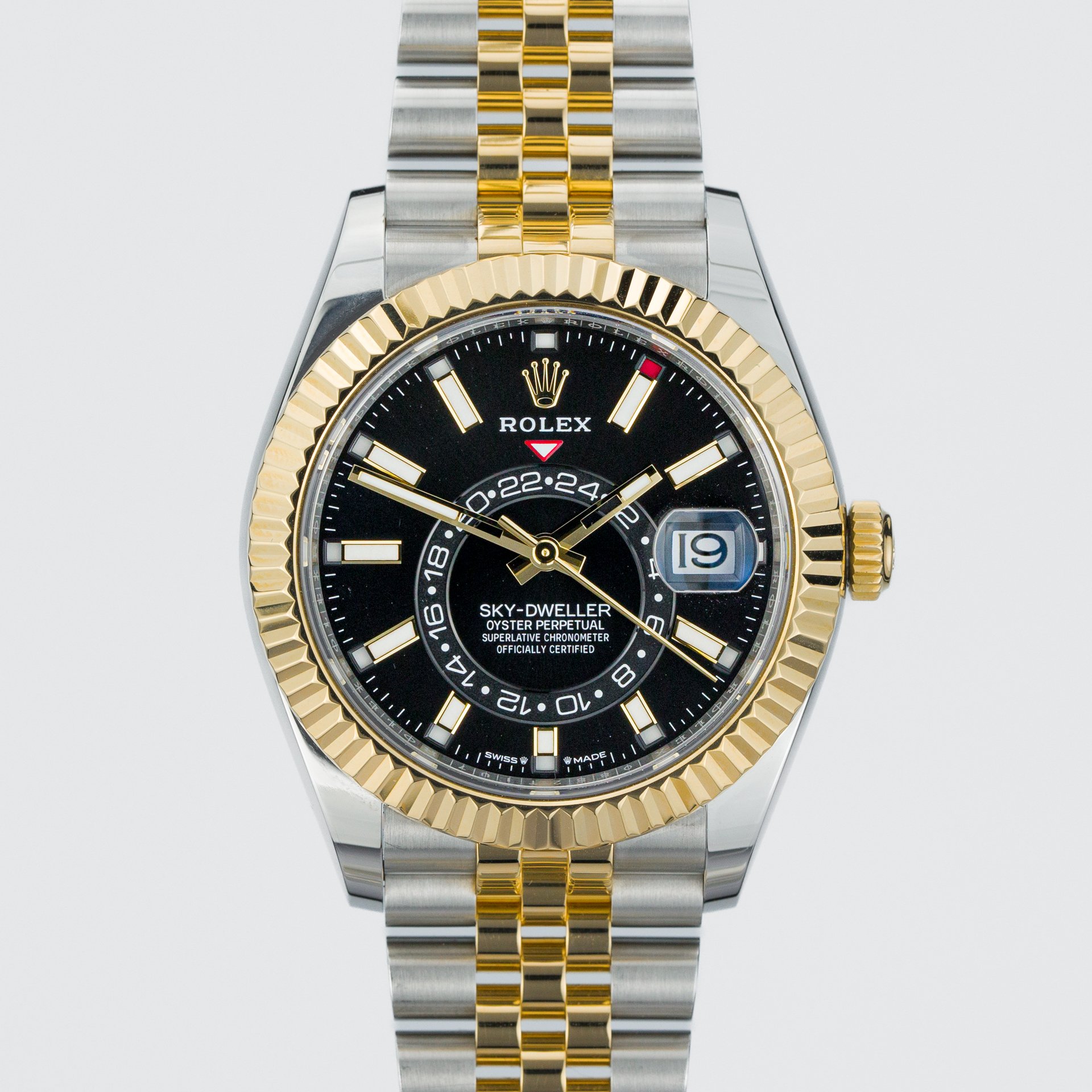 Rolex Sky-Dweller Yellow Rolesor