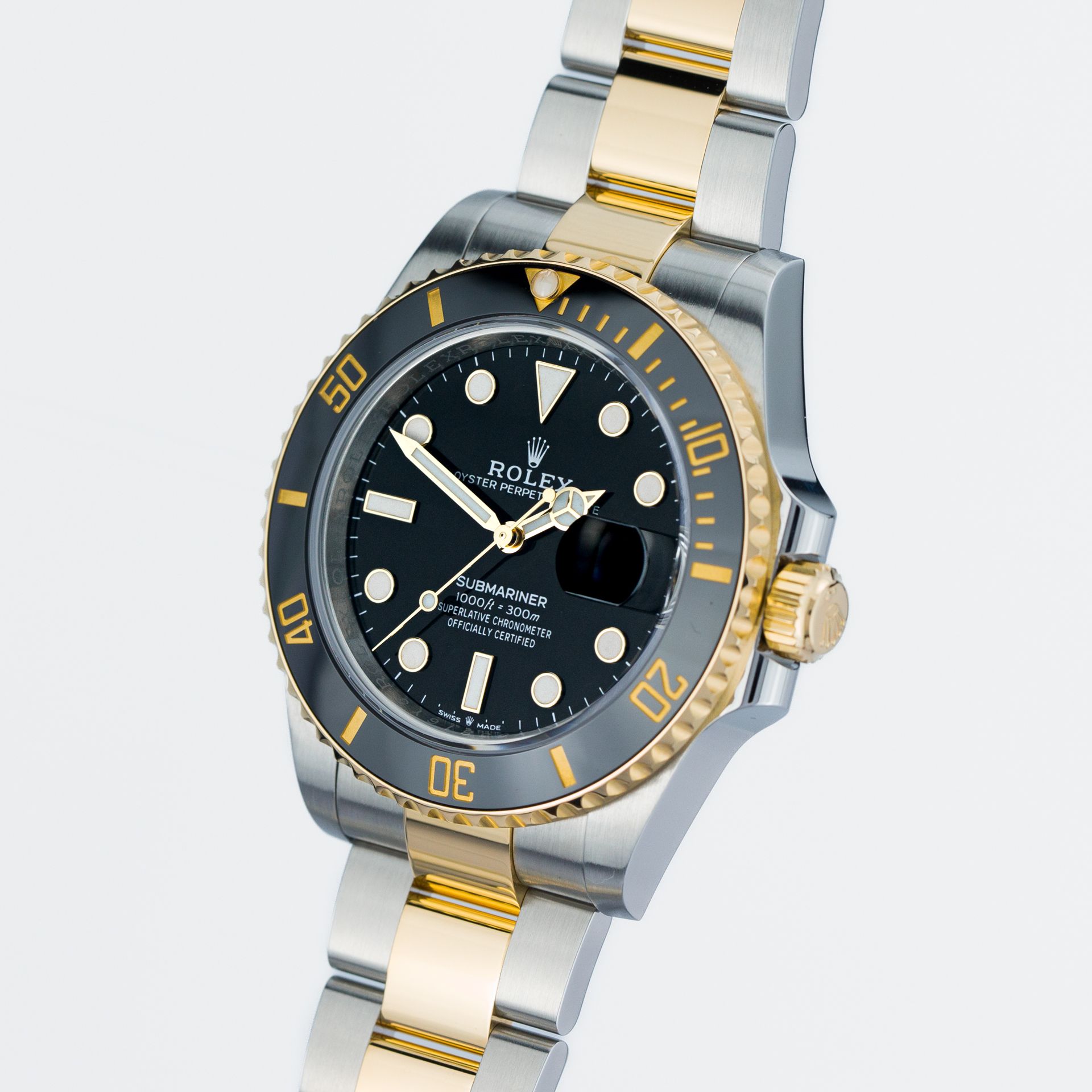 Submariner Date in Gold and Steel - Image 3