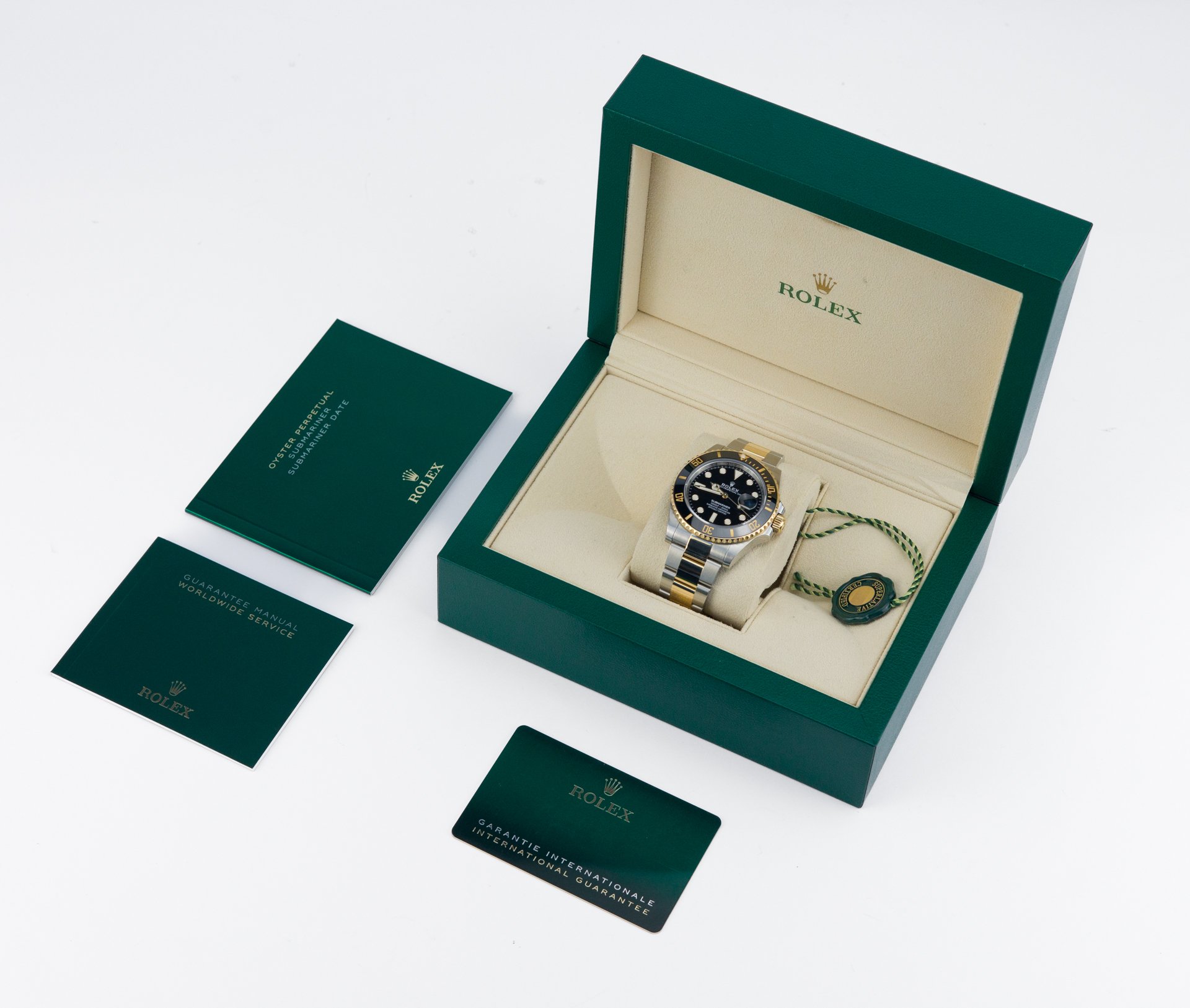 Submariner Date in Gold and Steel - 126613LN - Image 2