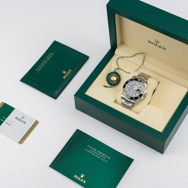 Submariner Date - 116610LN - Image 2