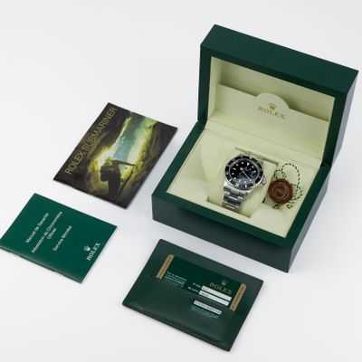 Rolex Submariner Date 16610 - Alternate view