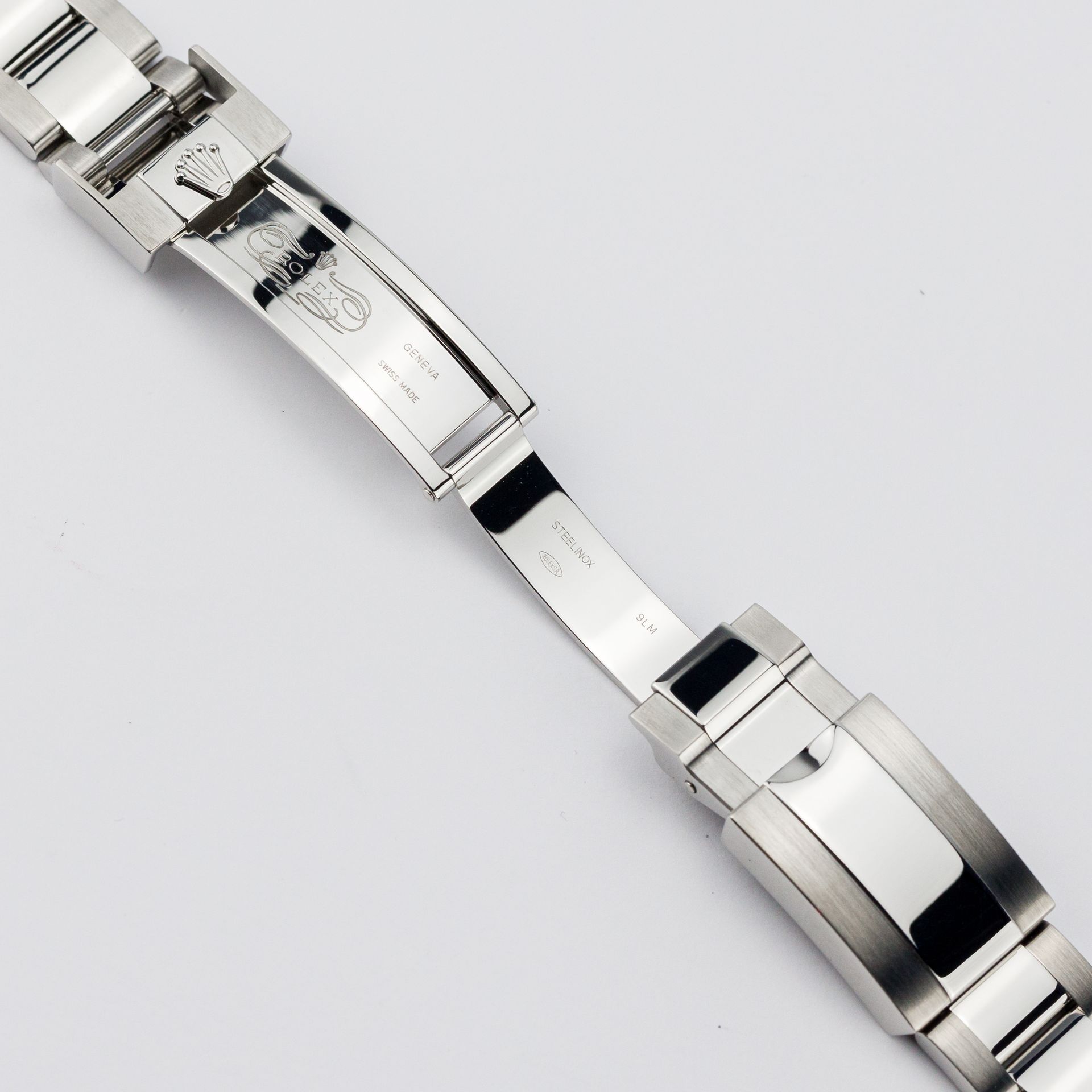 Yacht-Master 40 Blue - Image 9