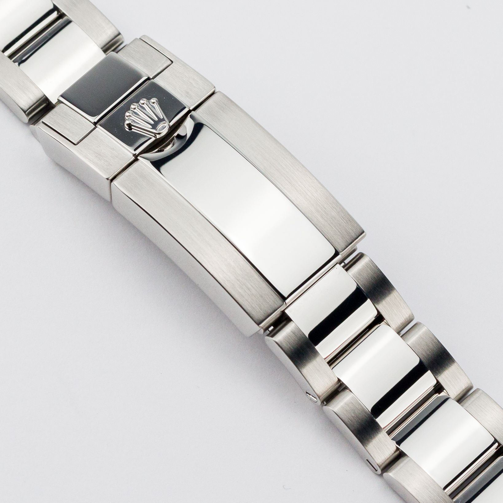 Yacht-Master 40 Blue - Image 8