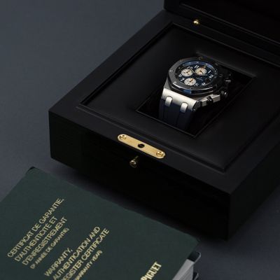 Audemars Piguet Royal Oak Offshore Chronograph NAVY 26470ST.OO.A027CA.01 - Alternate view