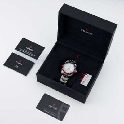 Tudor Black Bay GMT M79830RB-0010 - Alternate view
