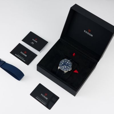 Tudor Pelagos FXD Marine Nationale M25707B/23-0001 - Alternate view