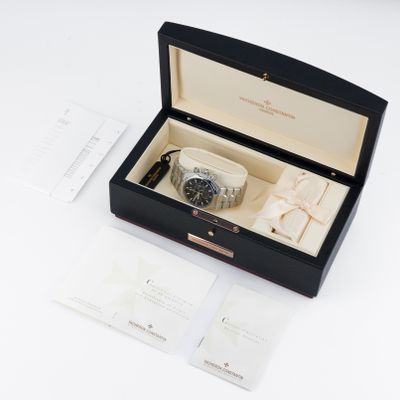 Vacheron Constantin Overseas Chronograph 49150/B01A-9097 - Alternate view