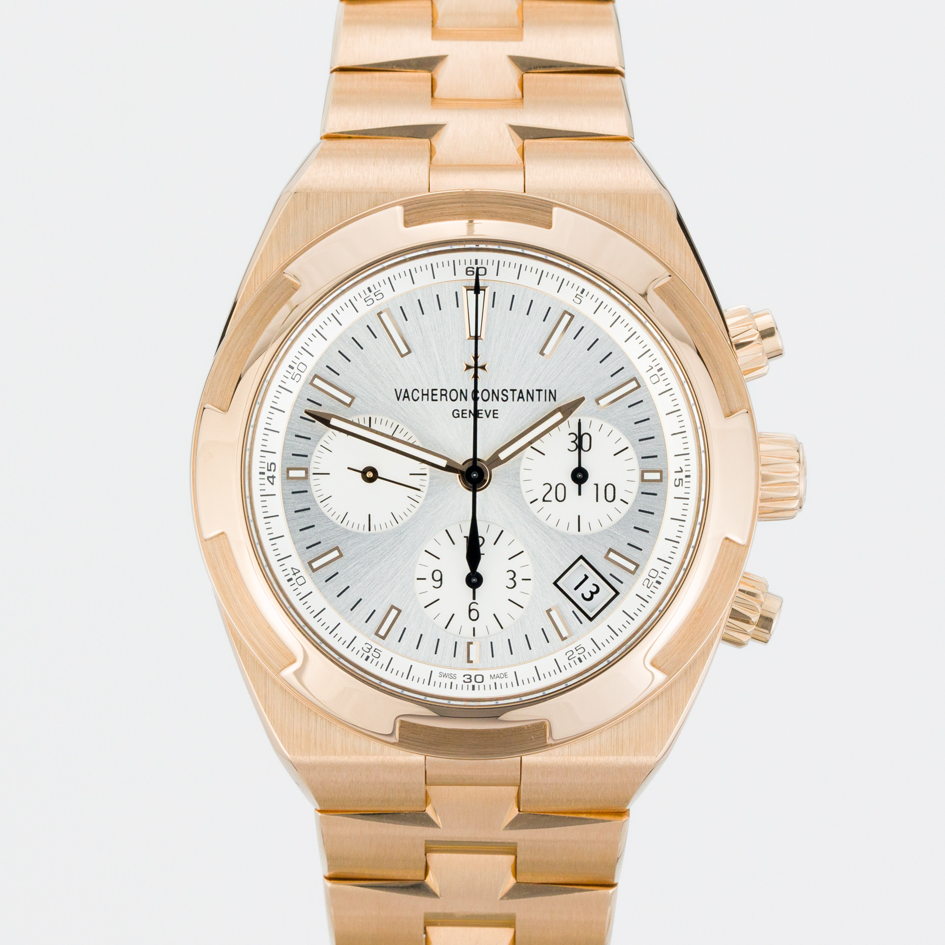 Overseas Chronograph - Full Rose Gold (on bracelet) - Image 1