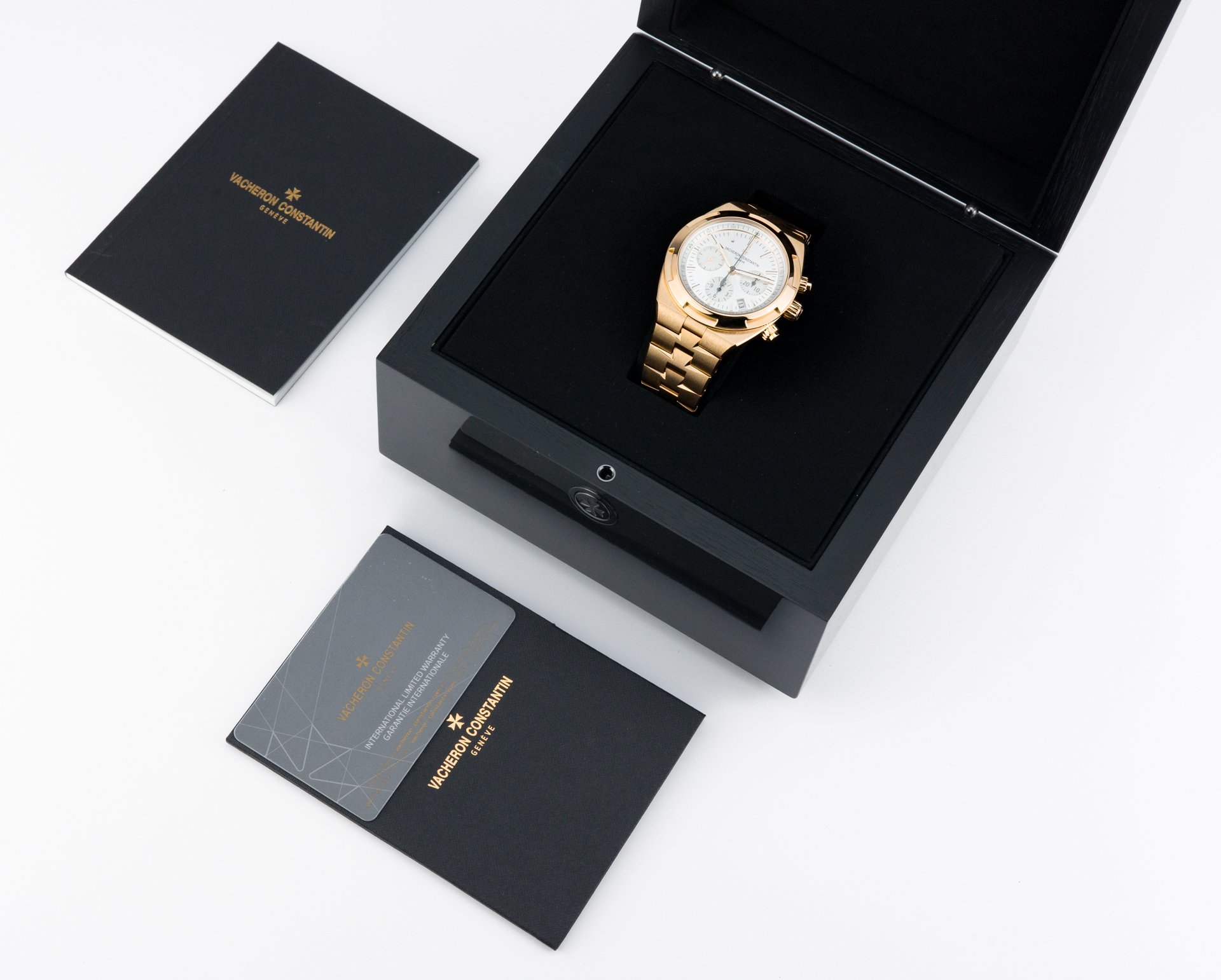 Overseas Chronograph - Full Rose Gold (on bracelet) - 5500V/000R-B074 - Image 2