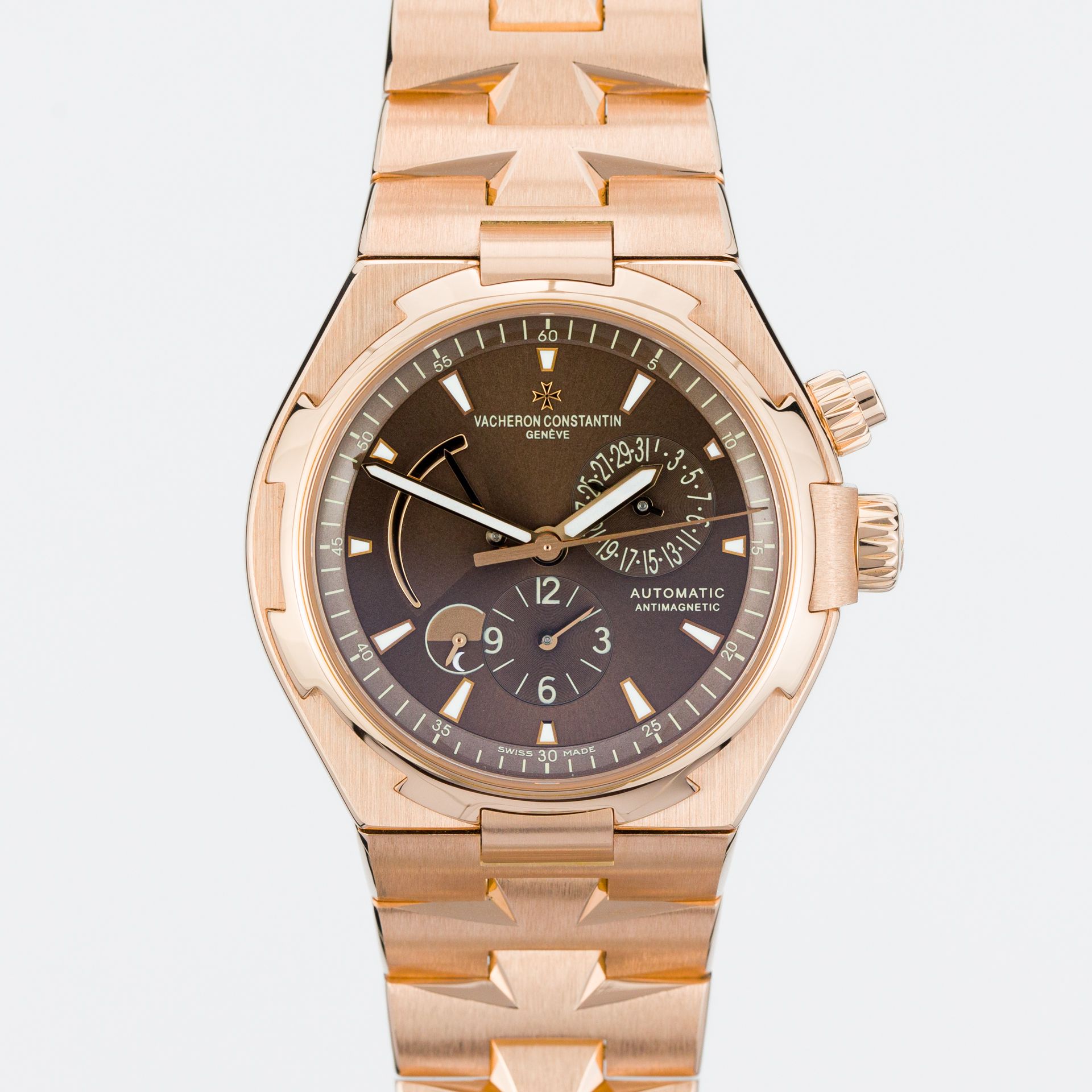 Gold Prestige ピンクゴールドローズ ギフト箱 2個 MH227 Vacheron Constantin Overseas Dual Time Pink Gold — Pre-Owned