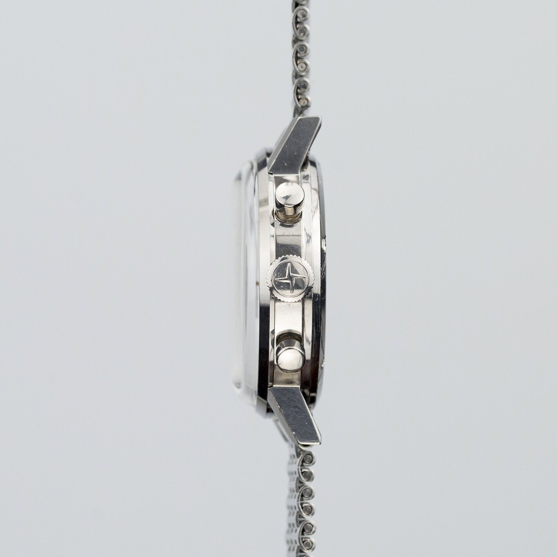 Zenith A273 Chronograph: 1960s Collector's Guide & History